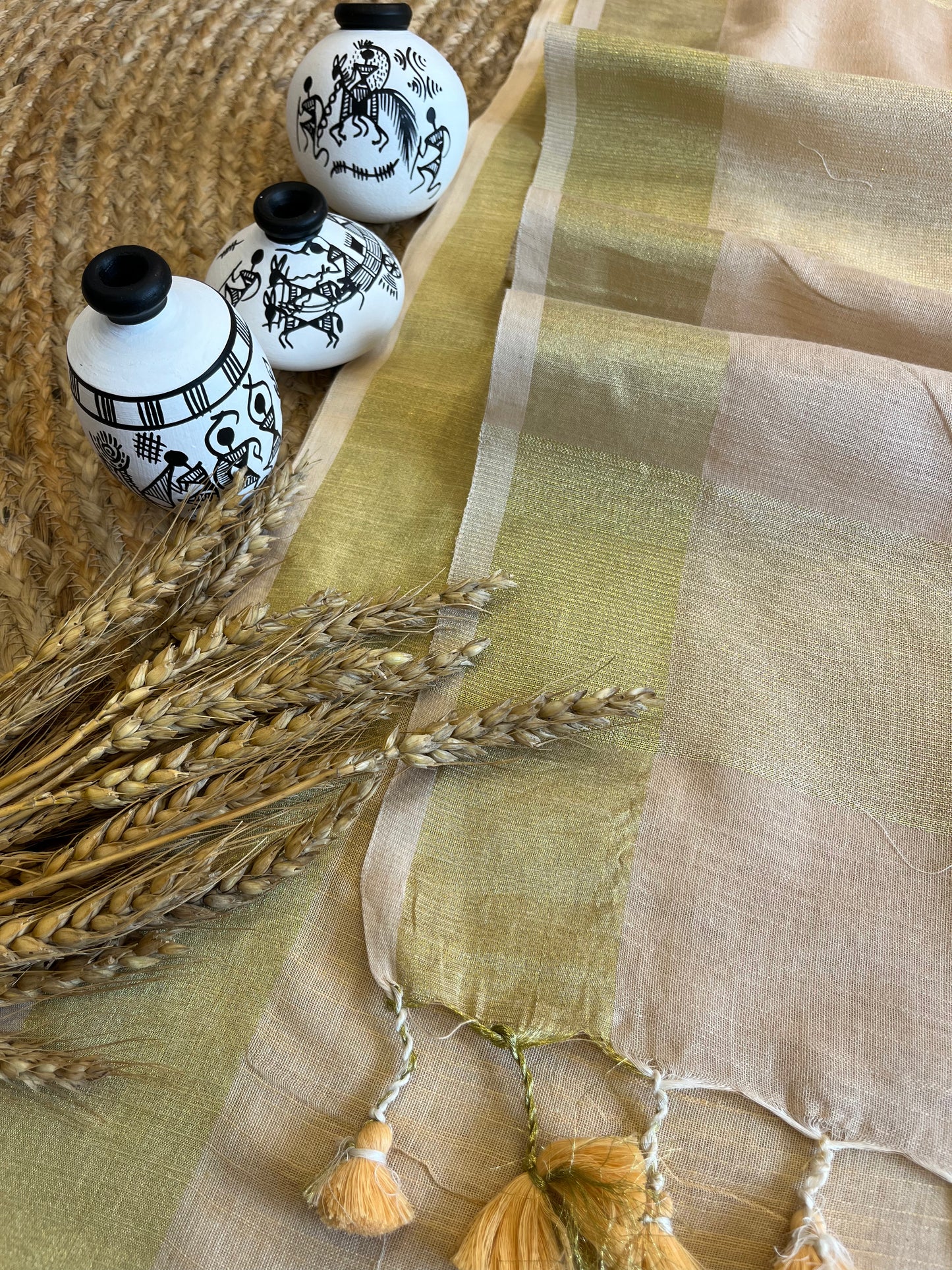 Tranquil Linen Saree - WEVOW