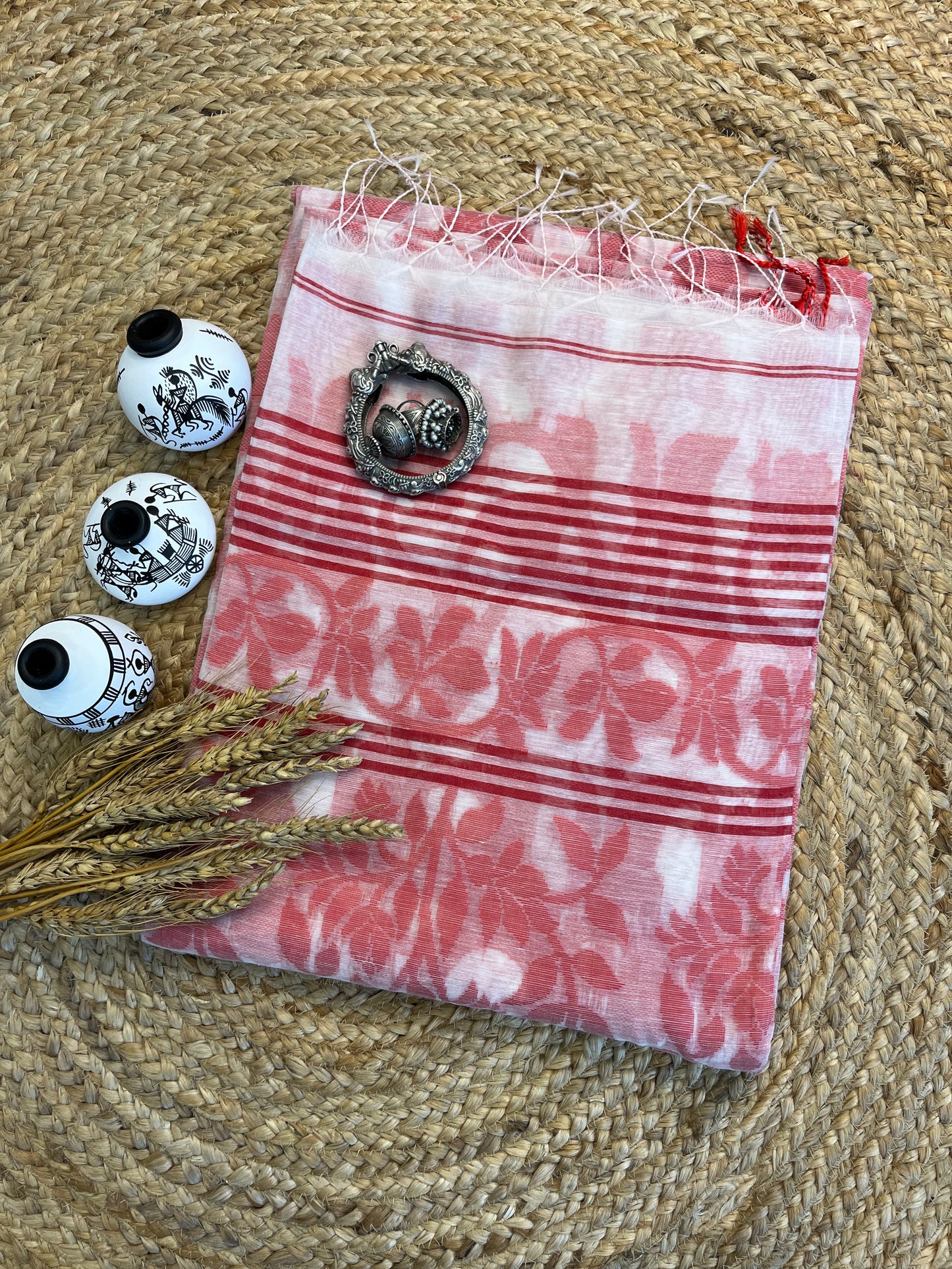 Red and White Jamdani Saree - WEVOW