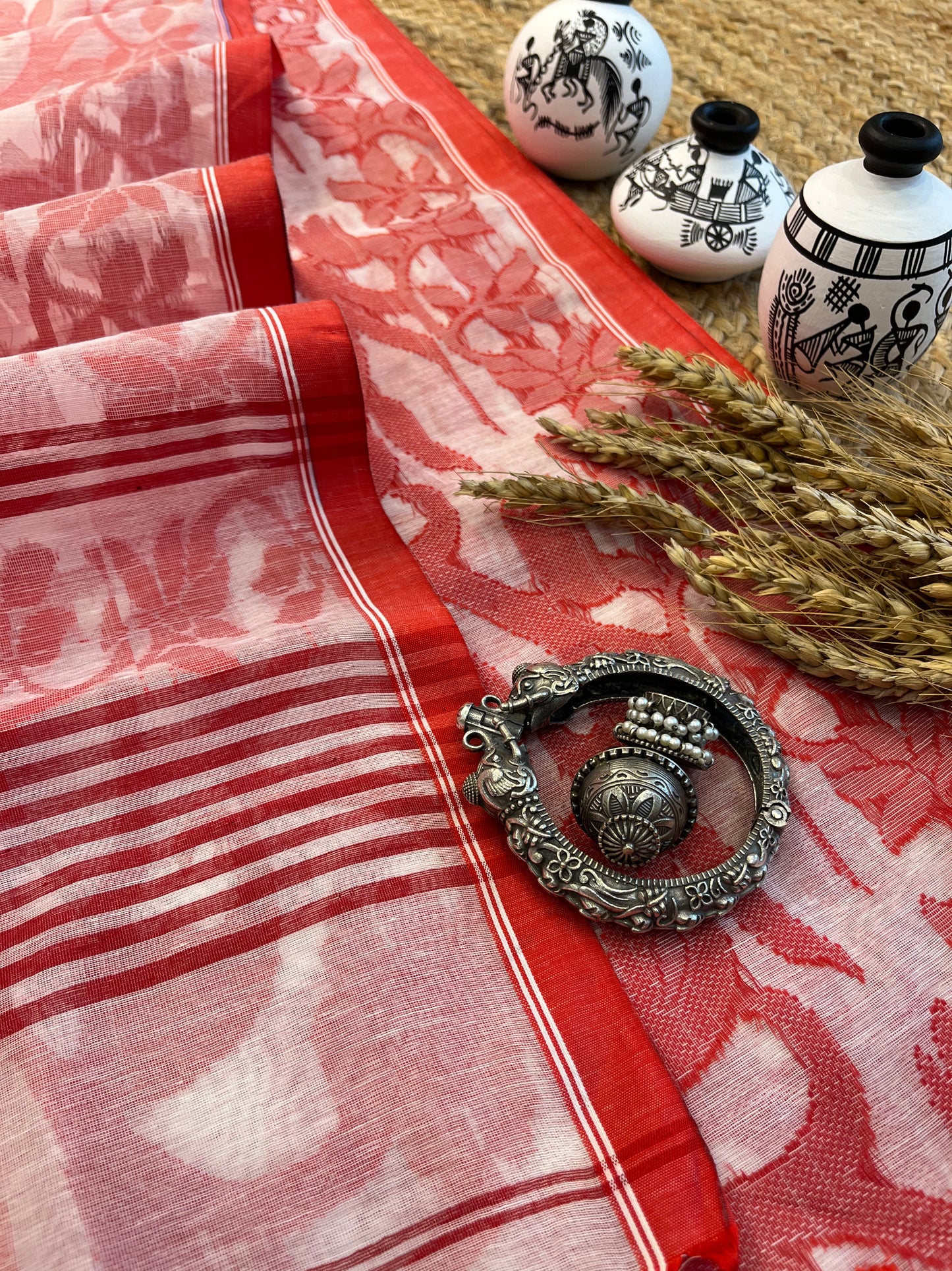 Red and White Jamdani Saree - WEVOW