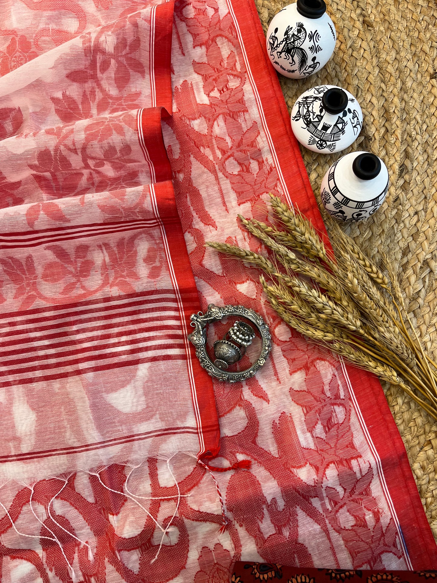 Red and White Jamdani Saree - WEVOW