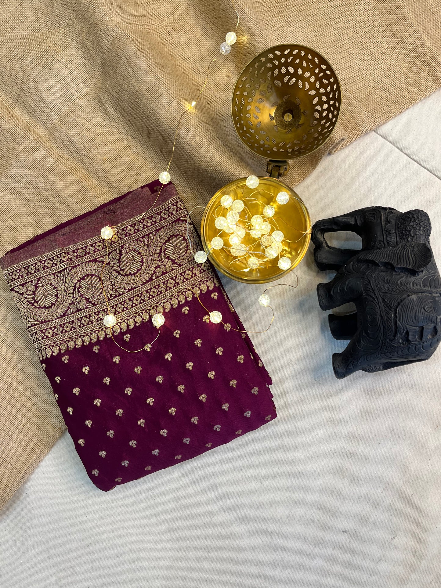 Charming Flower Motif Silk Saree – A Blend of Tradition and Art