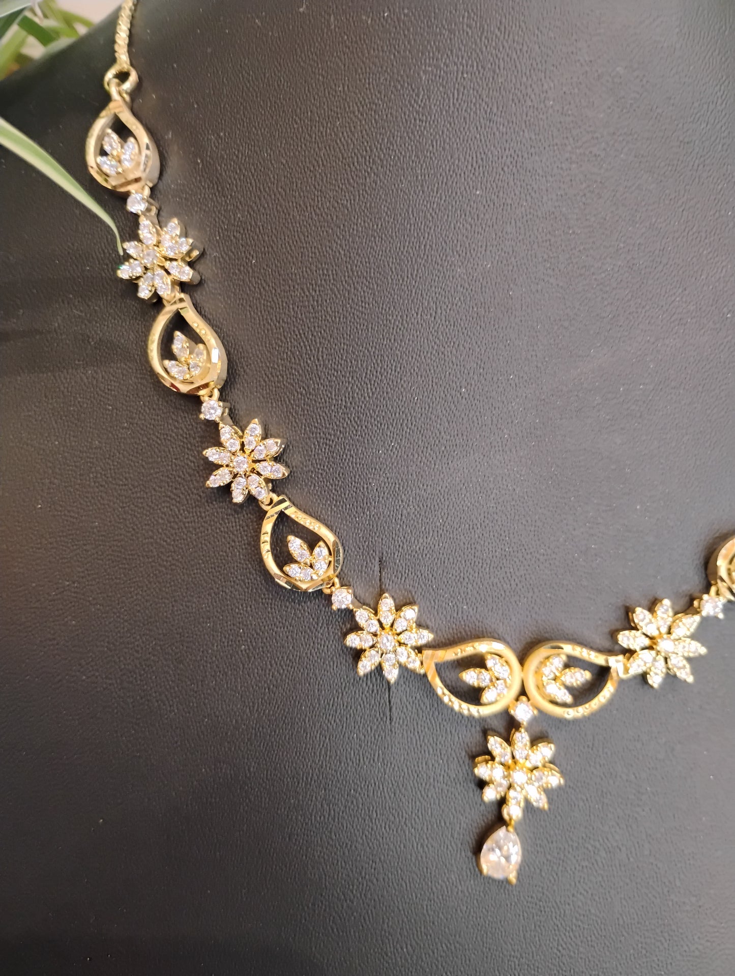 Gold-Plated Traditional Wedding & Party Wear Jewellery with Matching Earrings
