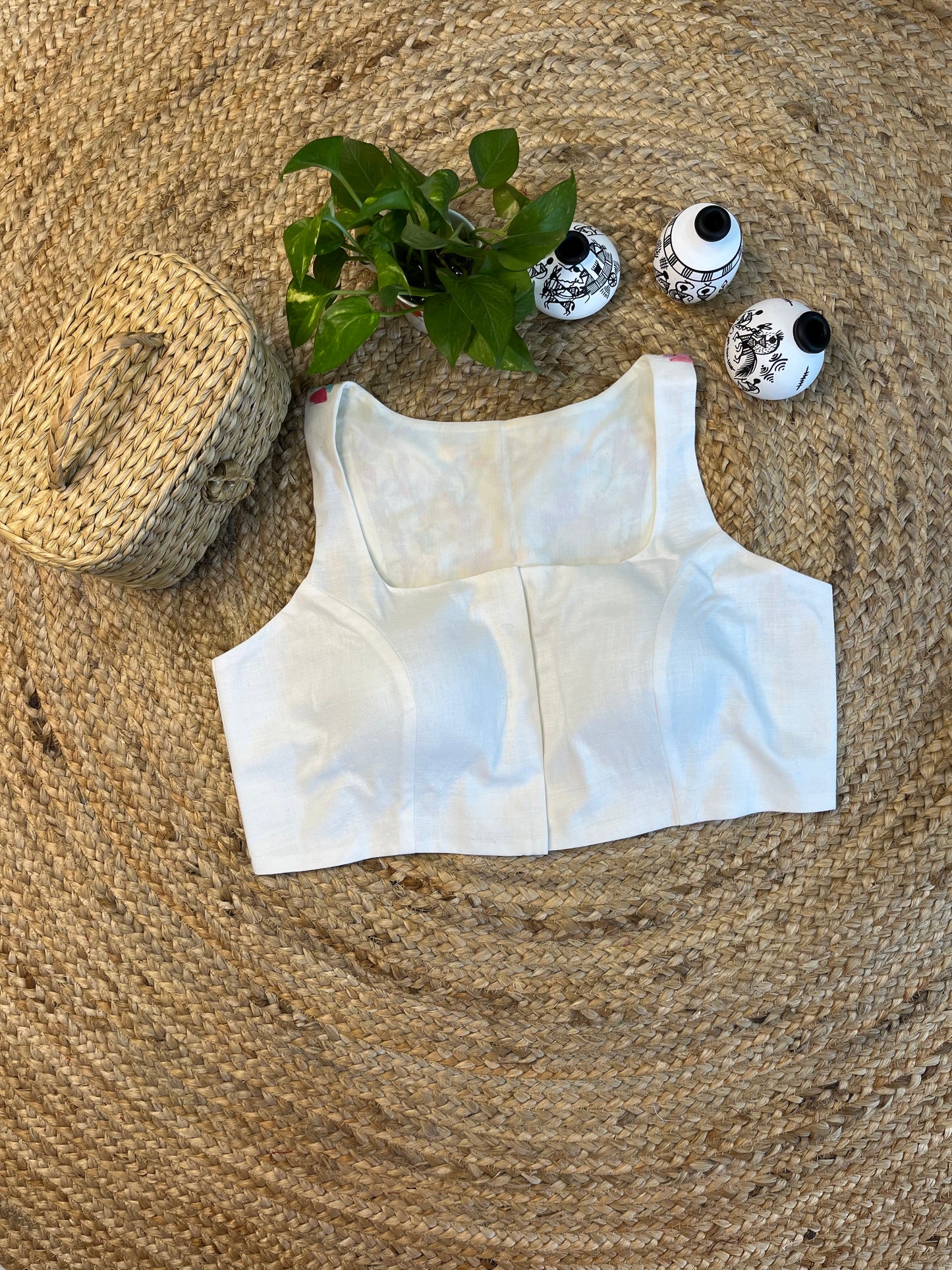 Cotton Pure cotton thread work sleeveless blouse in white