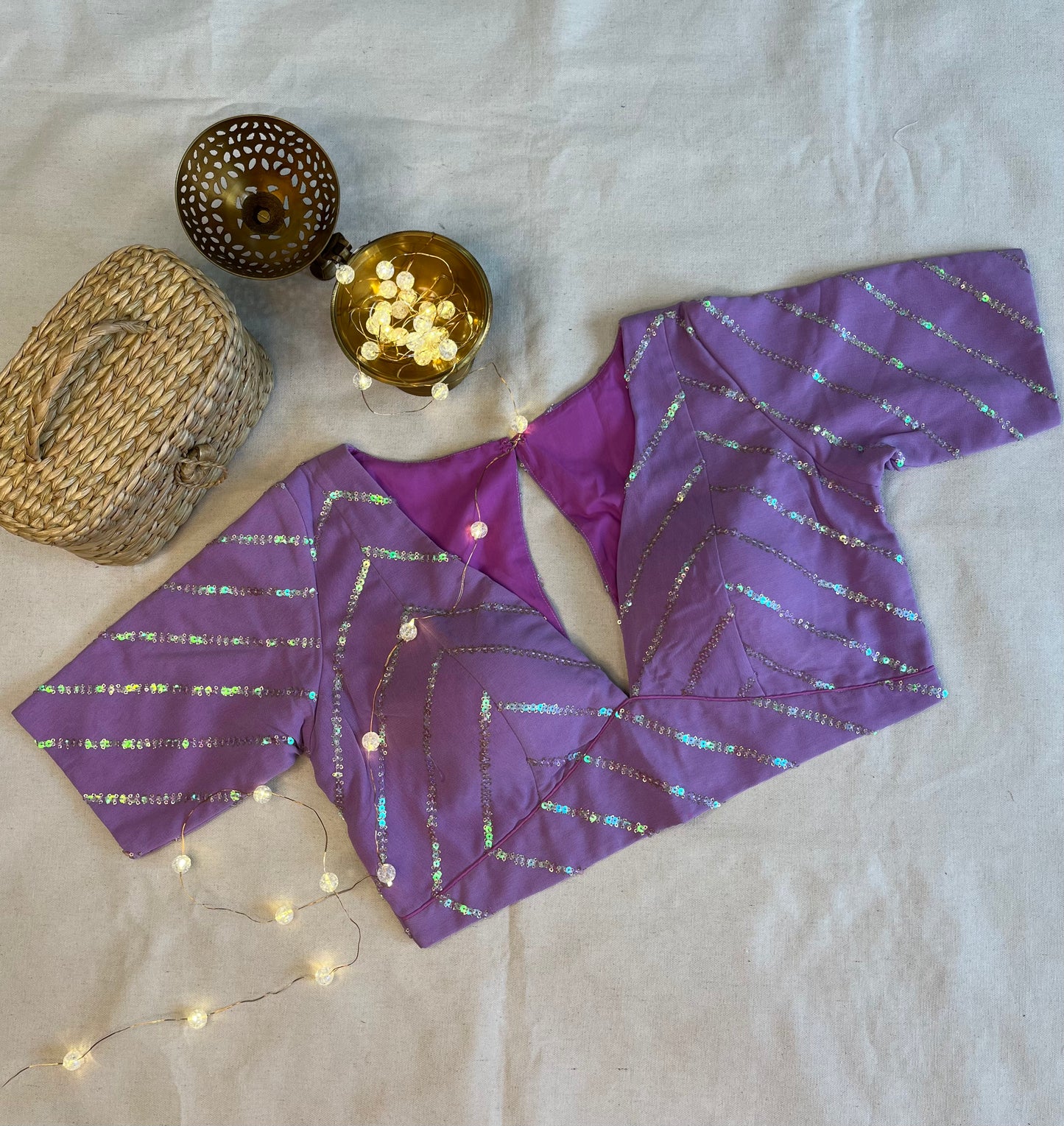 Geogette Geogette plunge neck sequence work in Lavender love