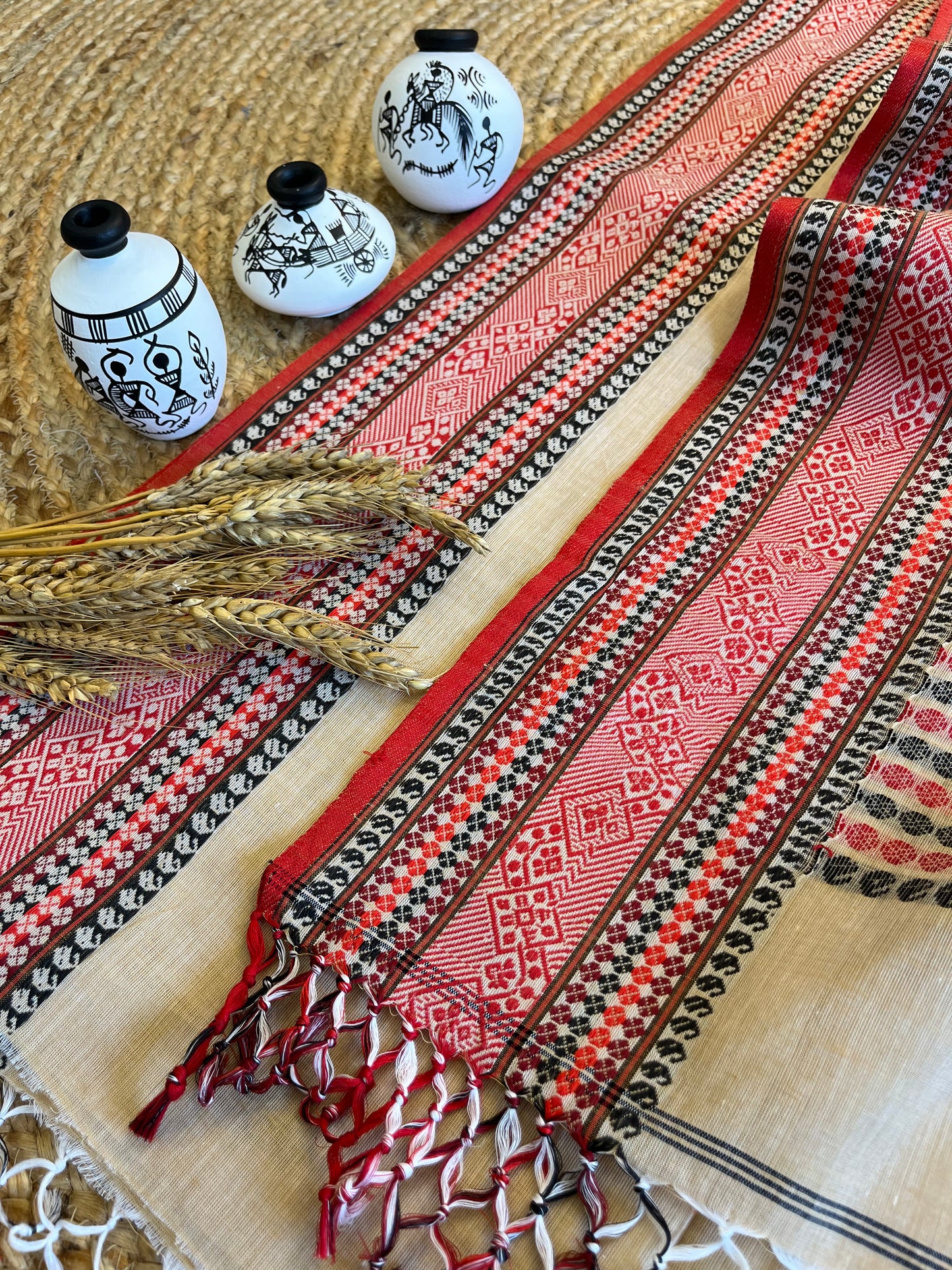 Graceful Cream Cotton Saree with Red and Black Accents – Lightweight Elegance