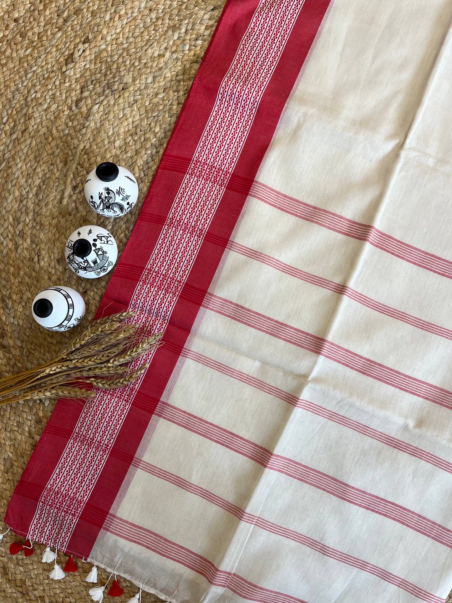 Classic Cream Saree with Red Borders - WEVOW