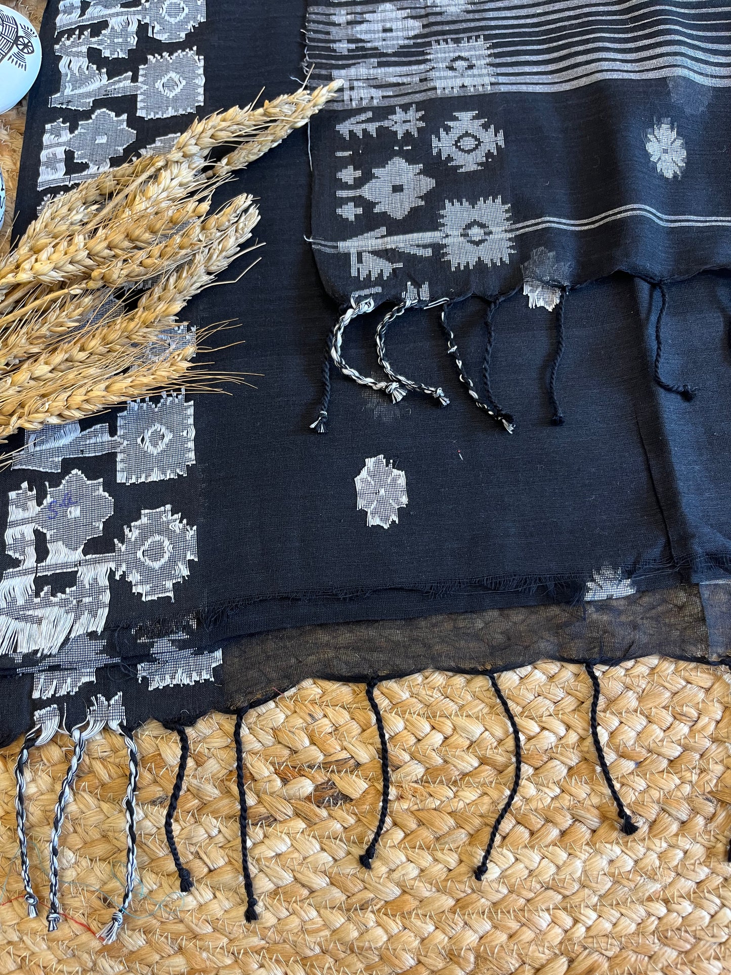 Black Beauty Cotton Jamdani Saree - WEVOW