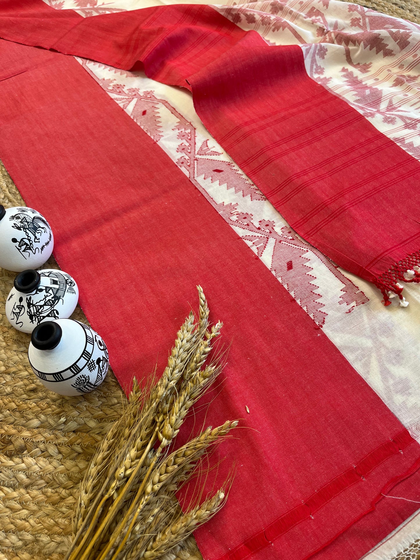 Red and White Cotton Saree - WEVOW