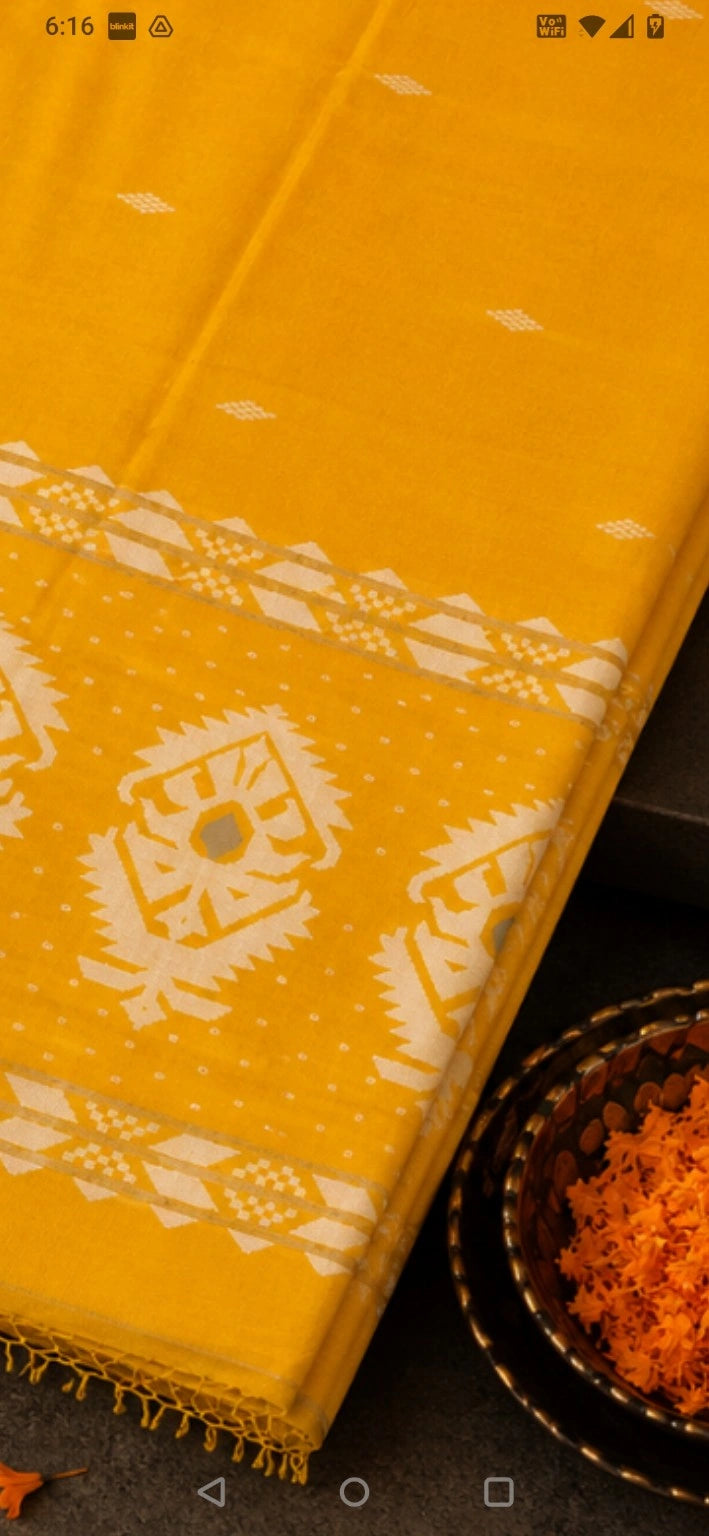 Yellow Pure Cotton Jamdani Weaving Saree with White Traditional Woven Pallu