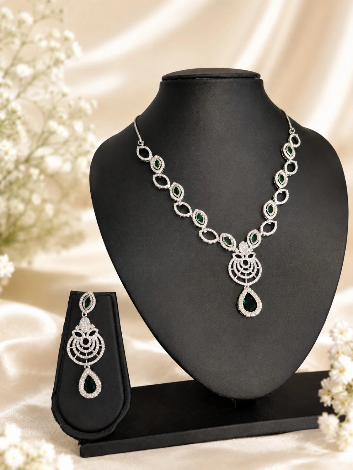 Silver-Tone Green Teardrop Stone Pendant Necklace and Earrings Set