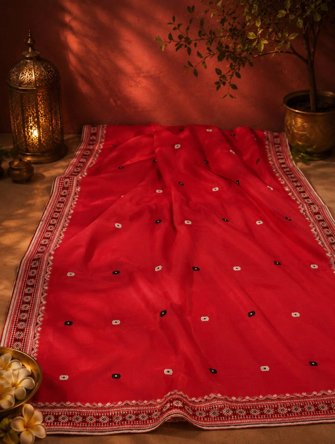 Crimson Red Pure Cotton Weaving Saree with Traditional Geometric Pallu & Contrast Buti Motifs