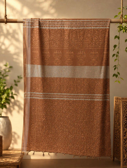 Cinnamon Brown Linen Bagru Print Saree with Traditional Floral & Kalash Motifs
