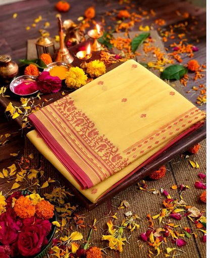 Saree with Traditional Tree Motif Border