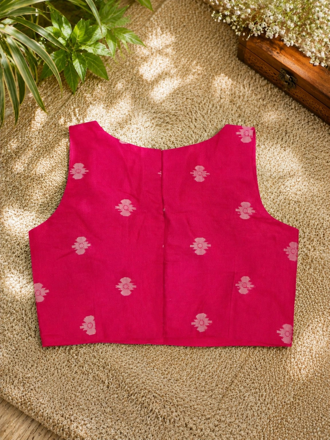 Red Muslin Jamdani Mumtaz-Cut Sleeveless Designer Blouse