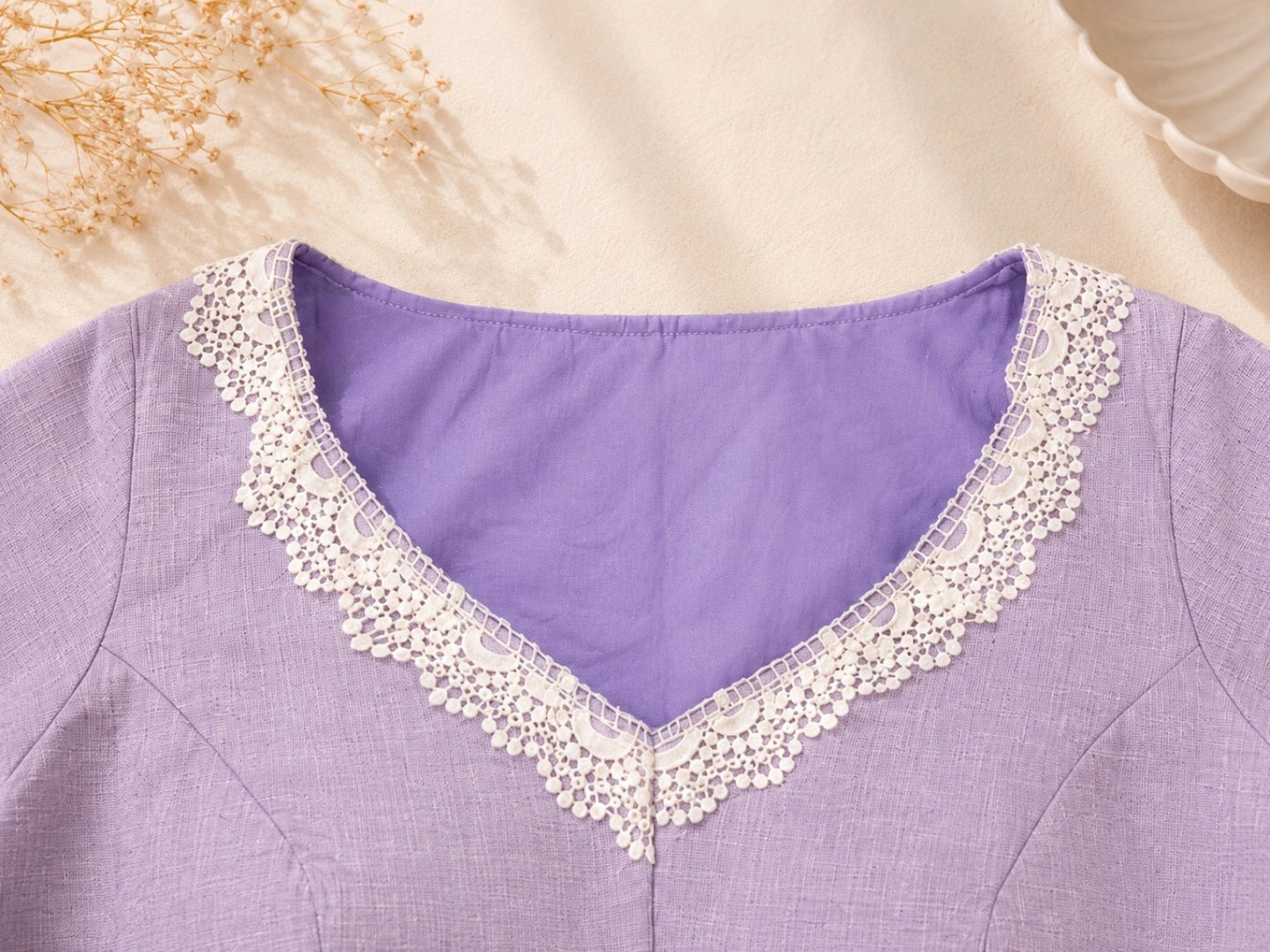 Lavender Pure Cotton Air Neck Floral Thread Work Blouse with Lace Border