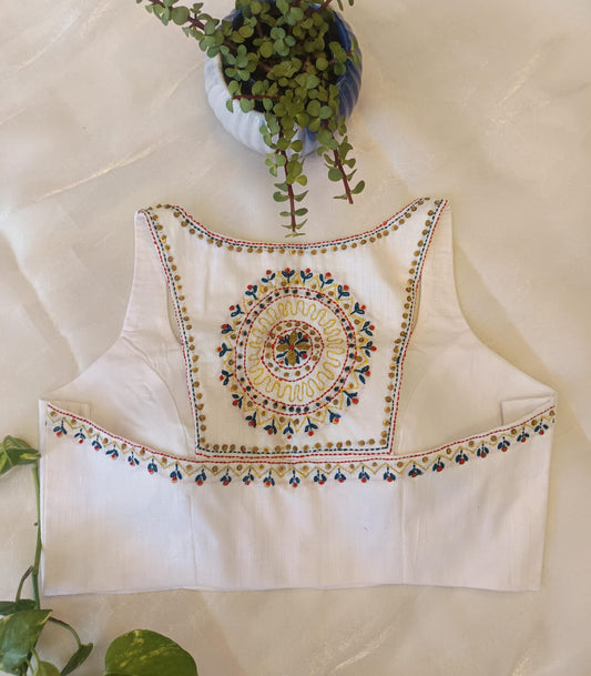 White Cossa Silk Embroidered Blouse – Razor Cut Designer Saree Blouse for Women