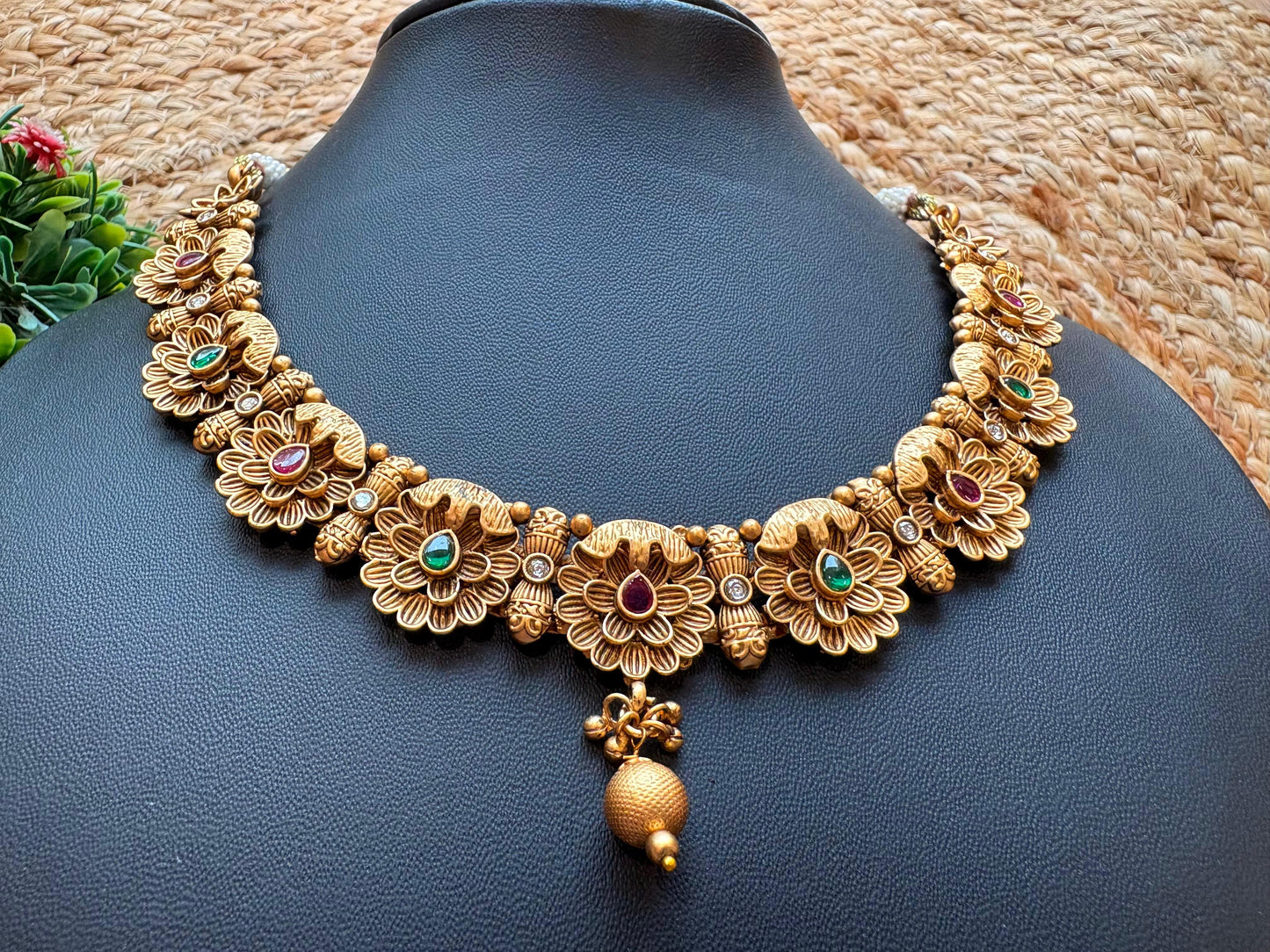 Antique Gold Floral Necklace Set with Stone Work