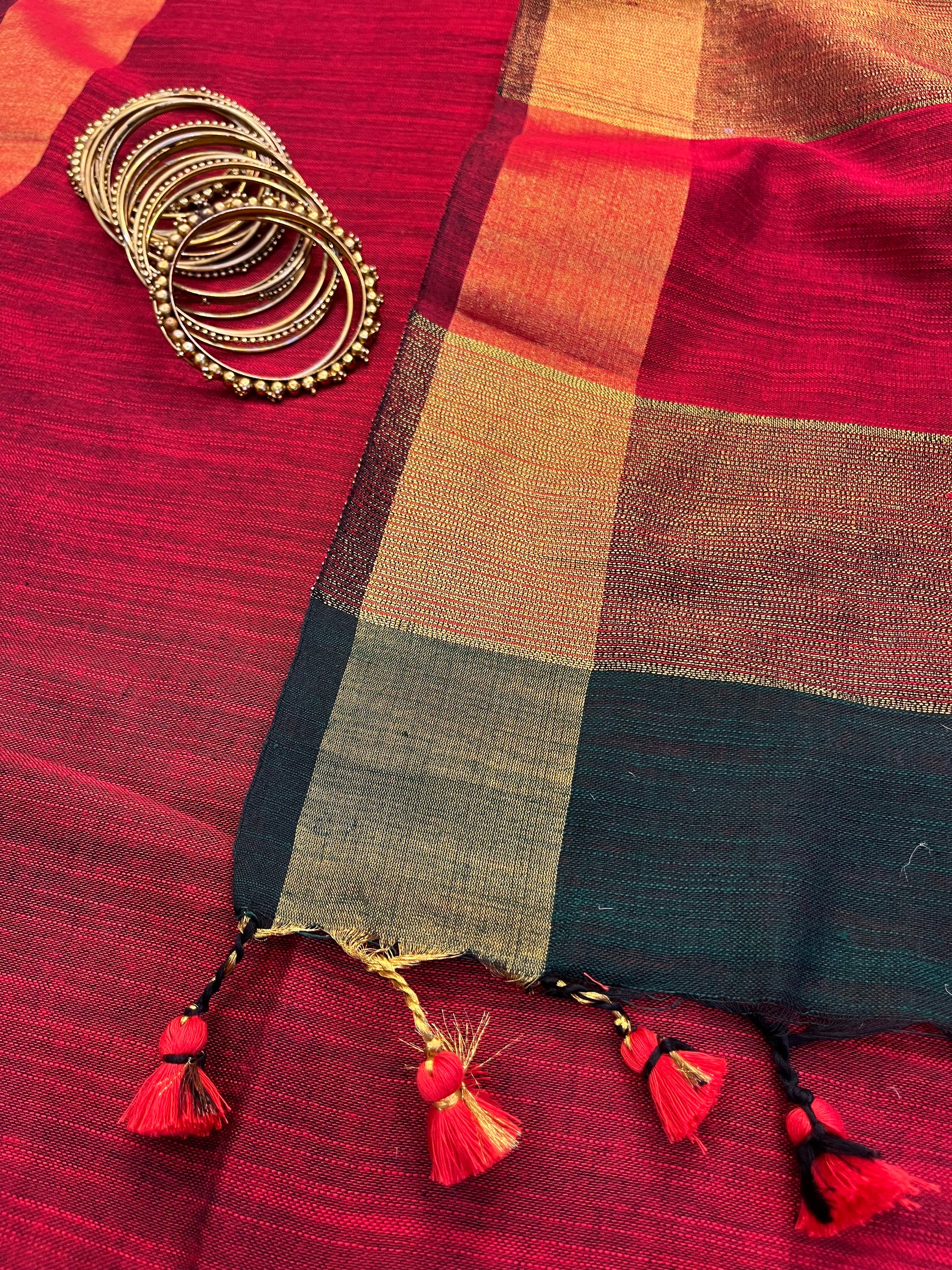 Vibrant Fusion Linen Saree - WEVOW