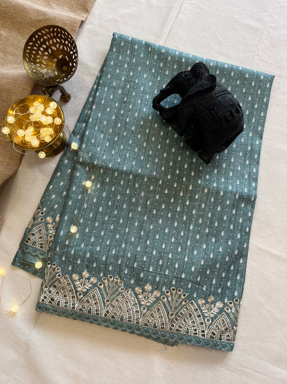 Luxurious Linen Saree with Lacy Cutwork Border – Handcrafted Detail