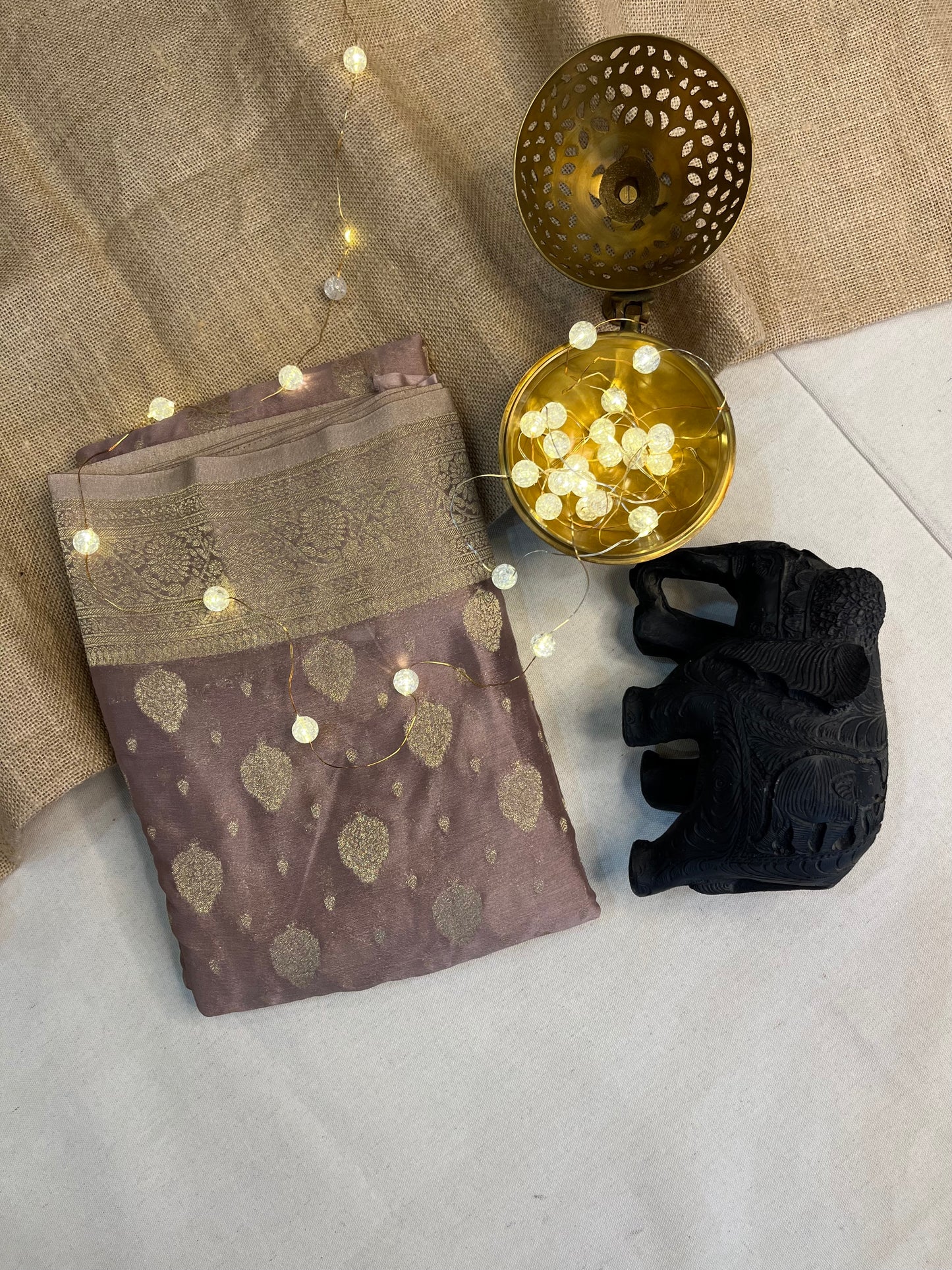 Classic Big Buta Silk Saree – Artisan Craftsmanship