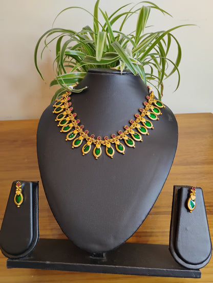 Heritage Green Stone Premium Necklace Set with Earrings