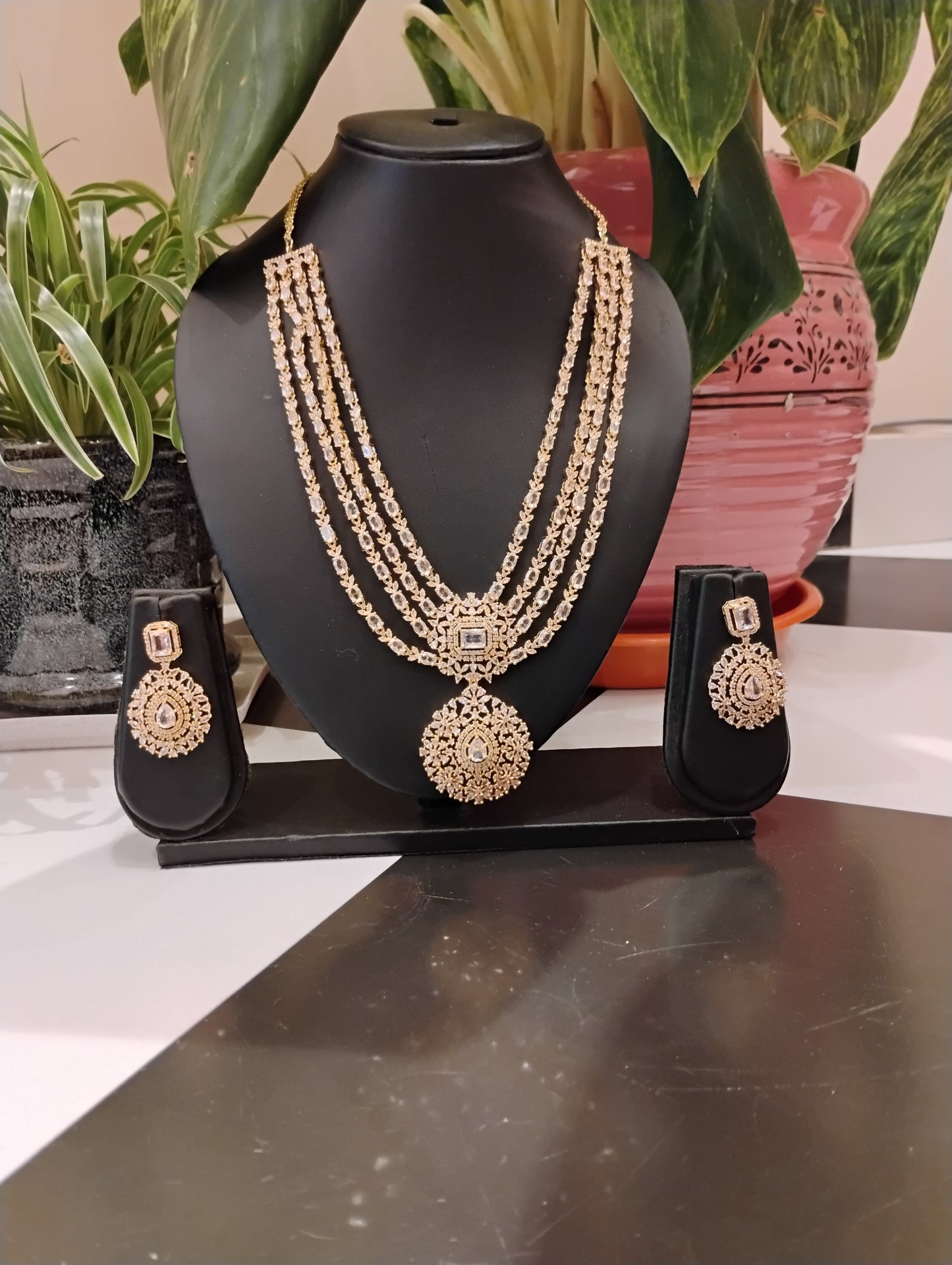 Traditional Gold-Tone Multi-Layer Necklace Set with Statement Pendant & Earrings
