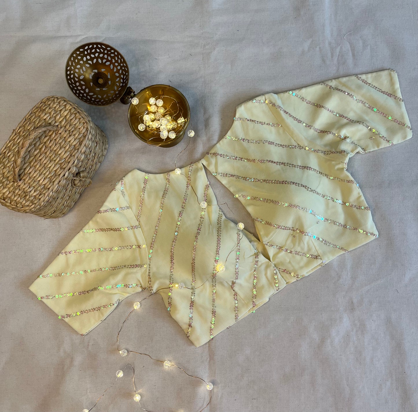 Geogette Geogette plunge neck sequence work in Pale yellow