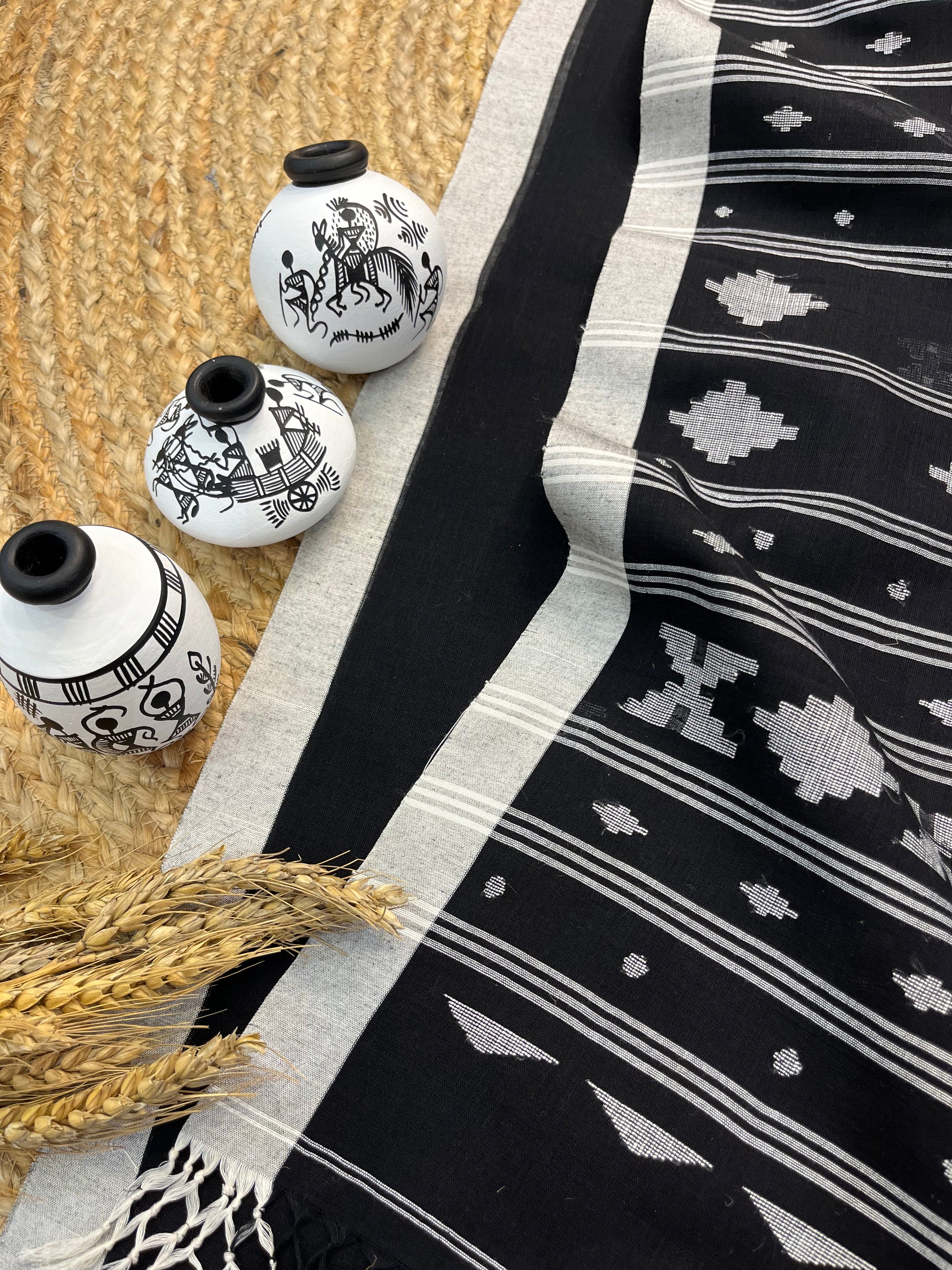 Elegant Black and White Handwoven Cotton Saree with Geometric Patterns - WEVOW