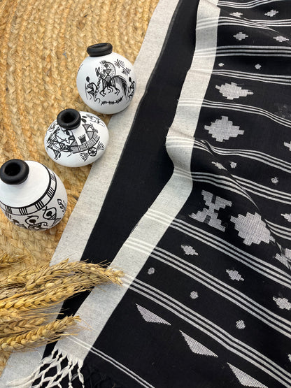 Elegant Black and White Handwoven Cotton Saree with Geometric Patterns - WEVOW
