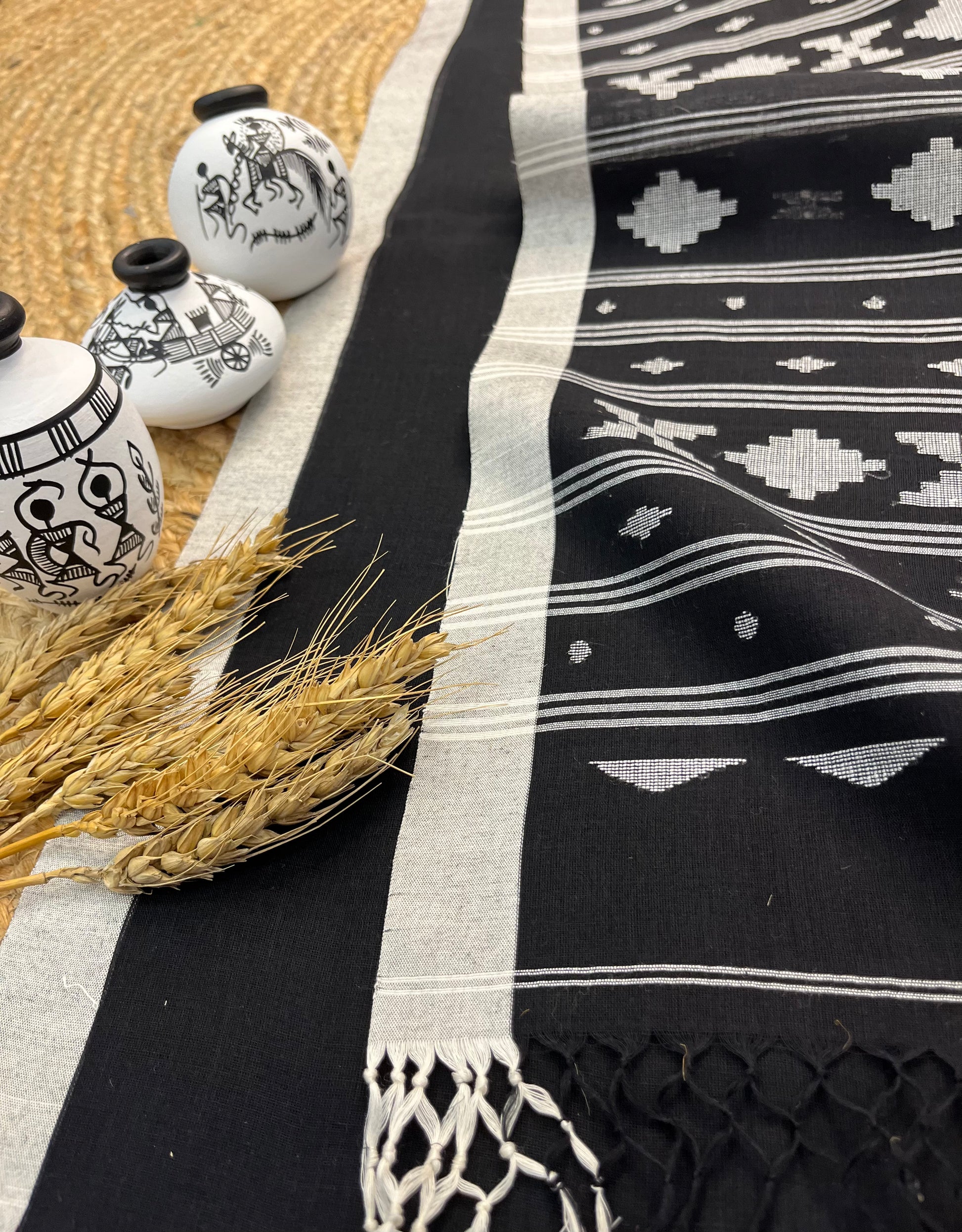 Elegant Black and White Handwoven Cotton Saree with Geometric Patterns - WEVOW