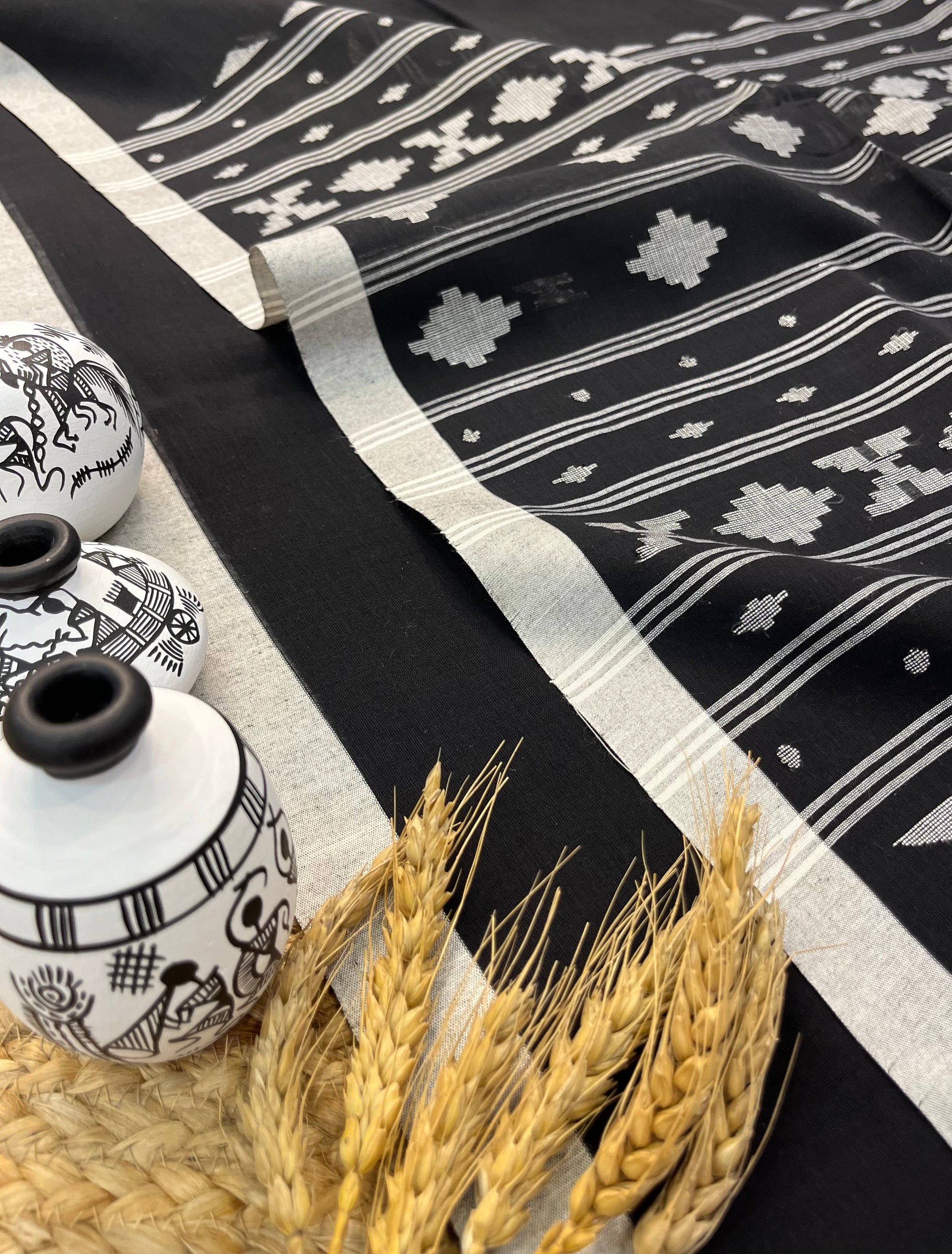 Elegant Black and White Handwoven Cotton Saree with Geometric Patterns - WEVOW