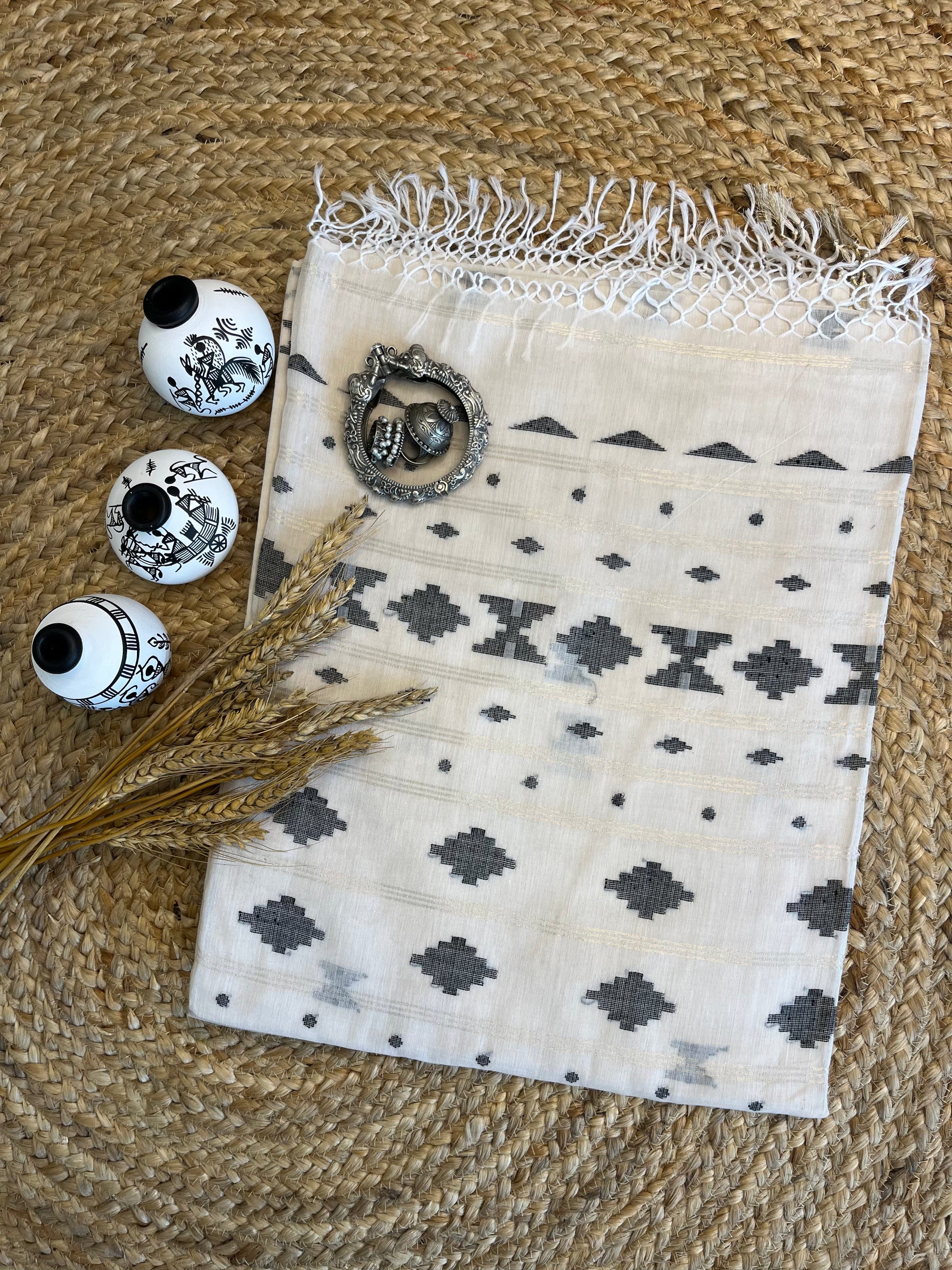 Off-White Handwoven Cotton Saree with Geometric Motifs - WEVOW