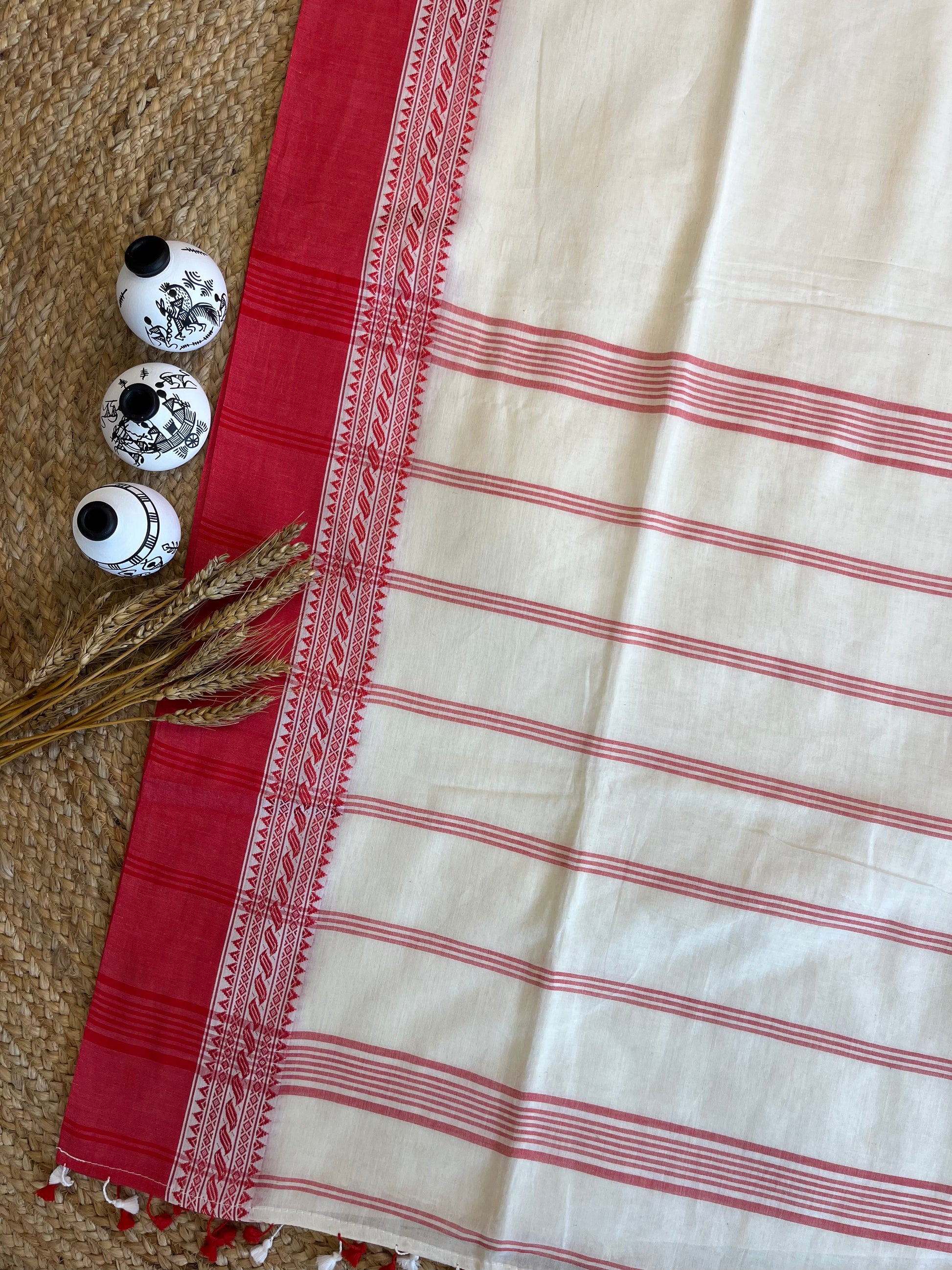Timeless Ivory Saree with Red Accents - WEVOW