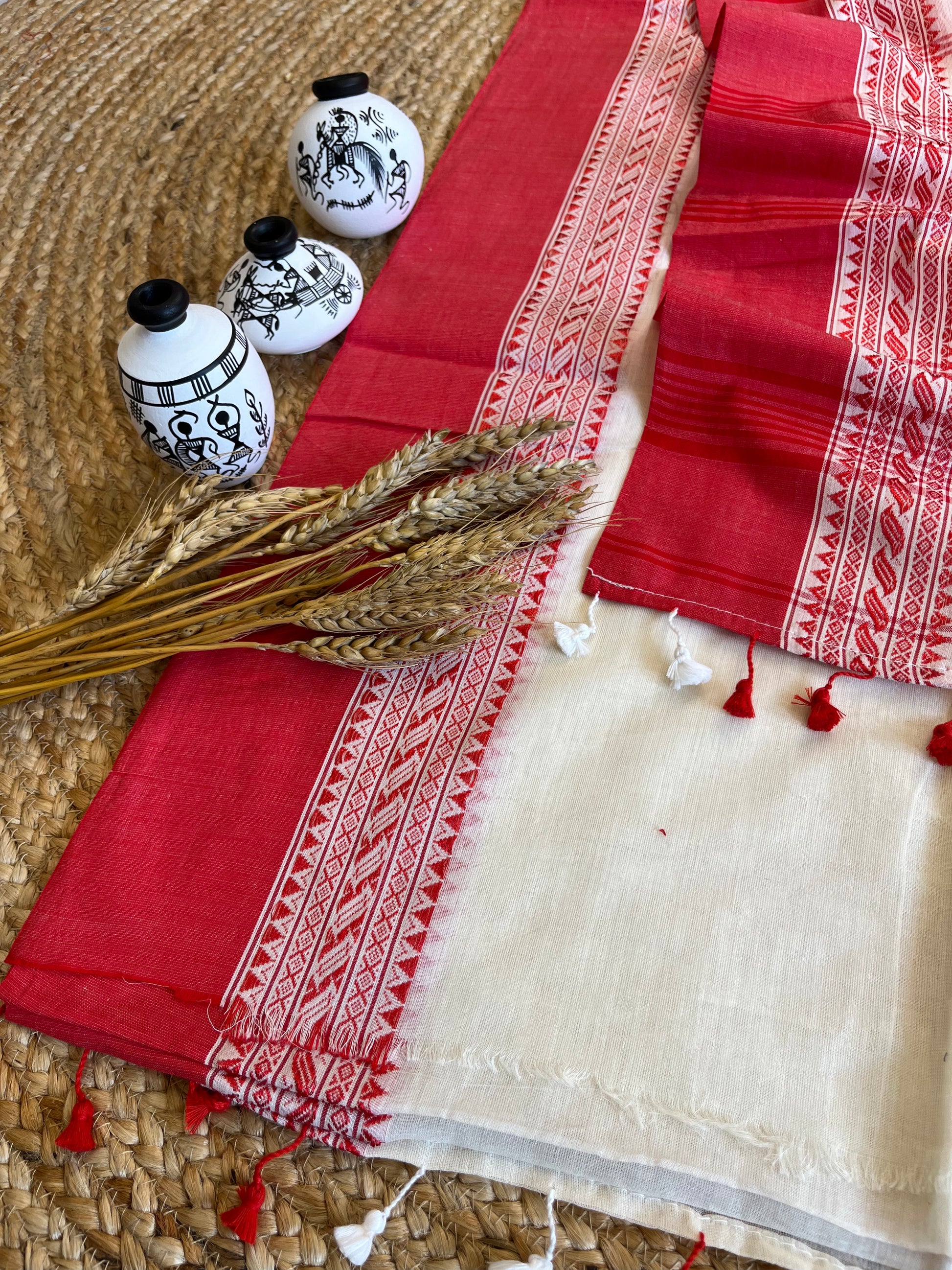 Timeless Ivory Saree with Red Accents - WEVOW
