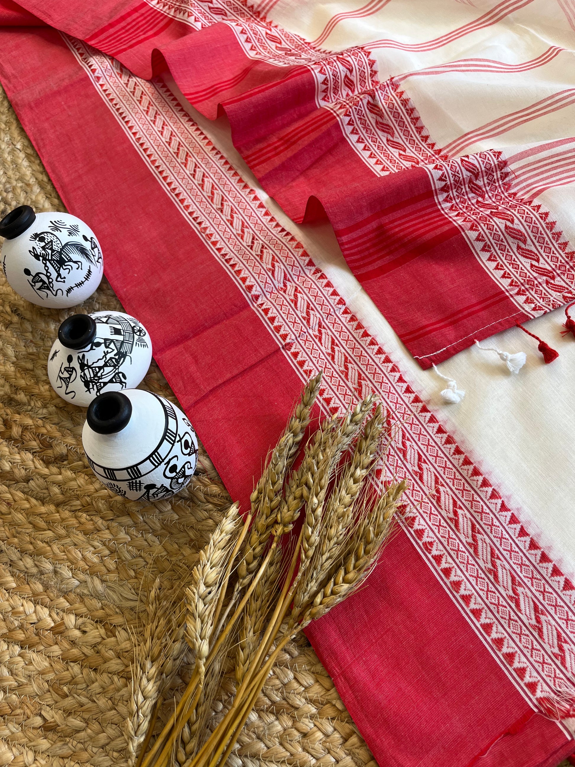 Timeless Ivory Saree with Red Accents - WEVOW