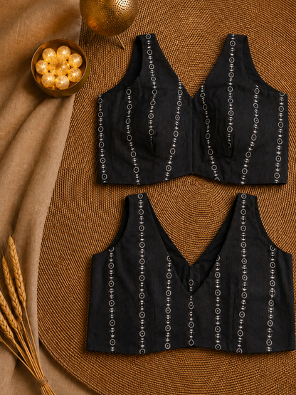 Black Cotton Jacquard Sleeveless V-Neck Blouse image 3