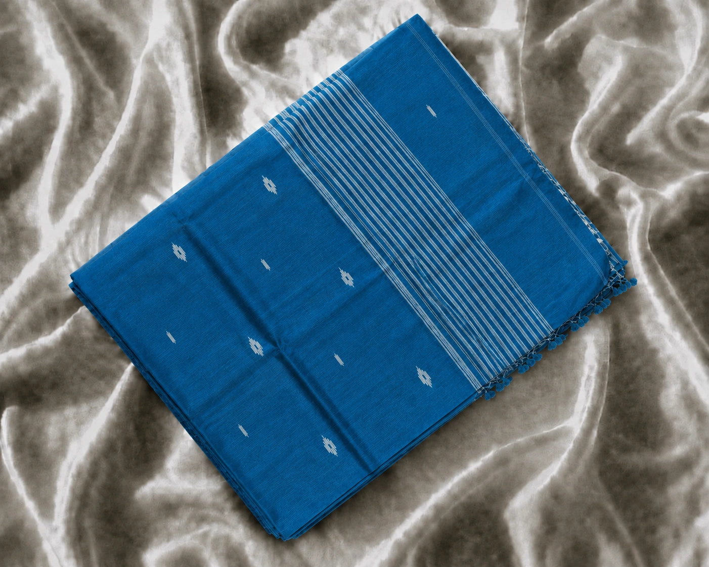 Teal Blue Pure Mul Cotton Hand Weaving Jamdani Buta Saree with White Striped Border & Tassel Pallu