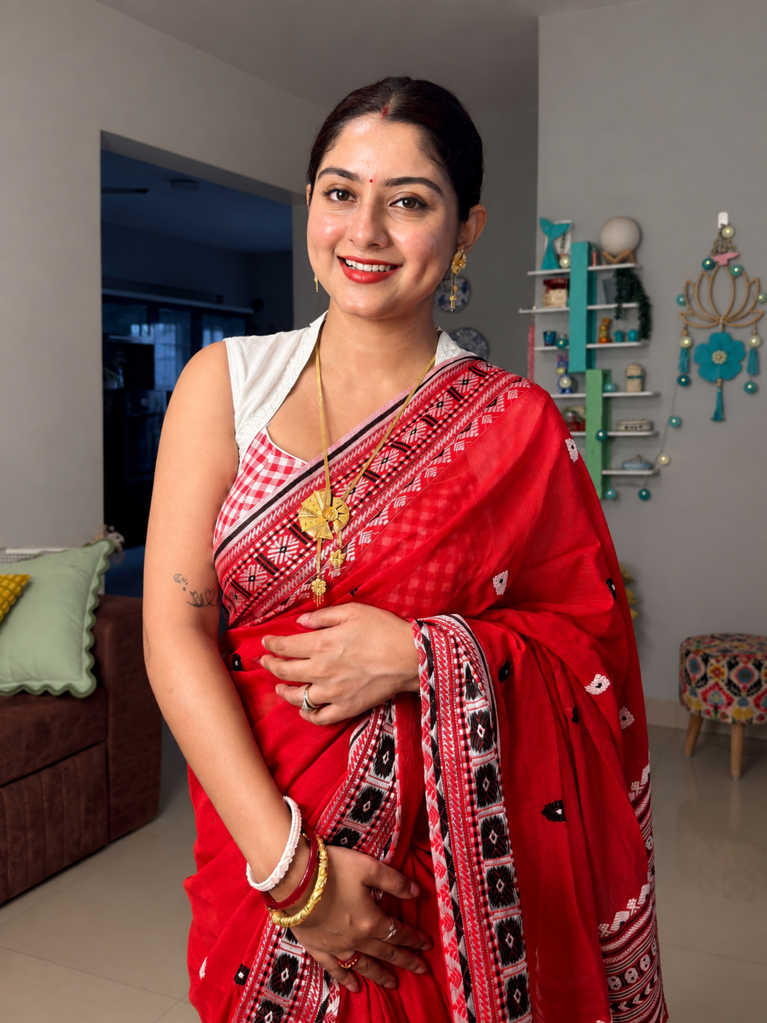 Pure Cotton Weaving Saree in Red with Traditional White Woven Border & Floral Buti Work