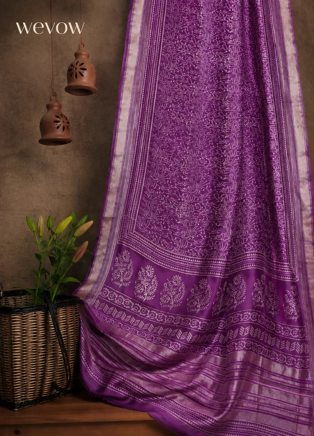 Elegant Purple Maheshwari Silk Woven Saree