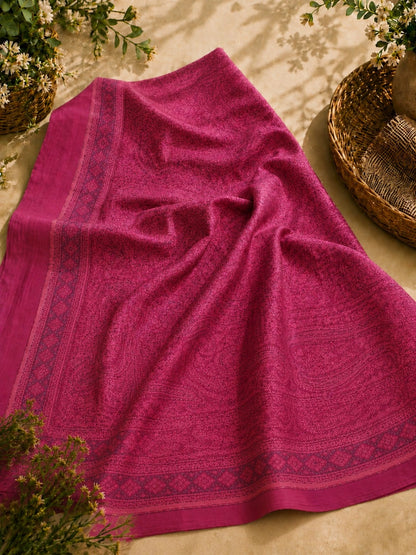 Magenta Georgette Designer Saree with Paisley Jacquard Pattern & Embellished Border Party Wear Saree