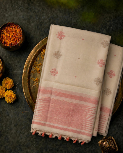 Off White Handloom Jamdani Saree with Red Woven Border & Traditional Buti Motifs